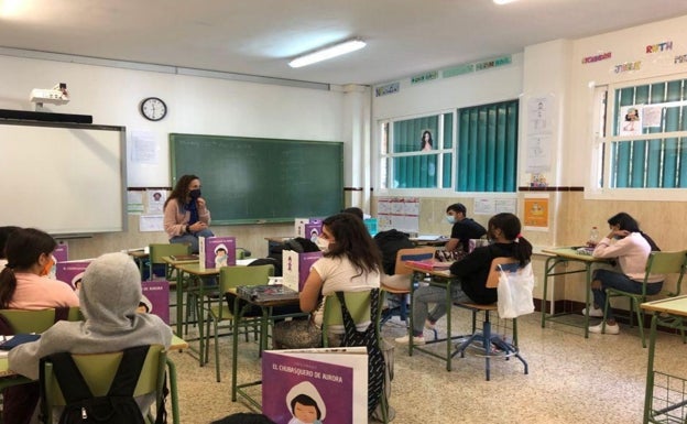 Un grupo de estudiantes, durante una de las actividades. 