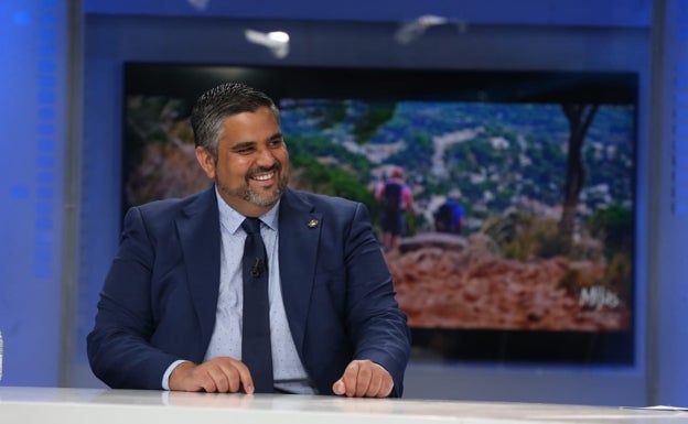 González gobierna la principal Alcaldía socialista en la provincia.