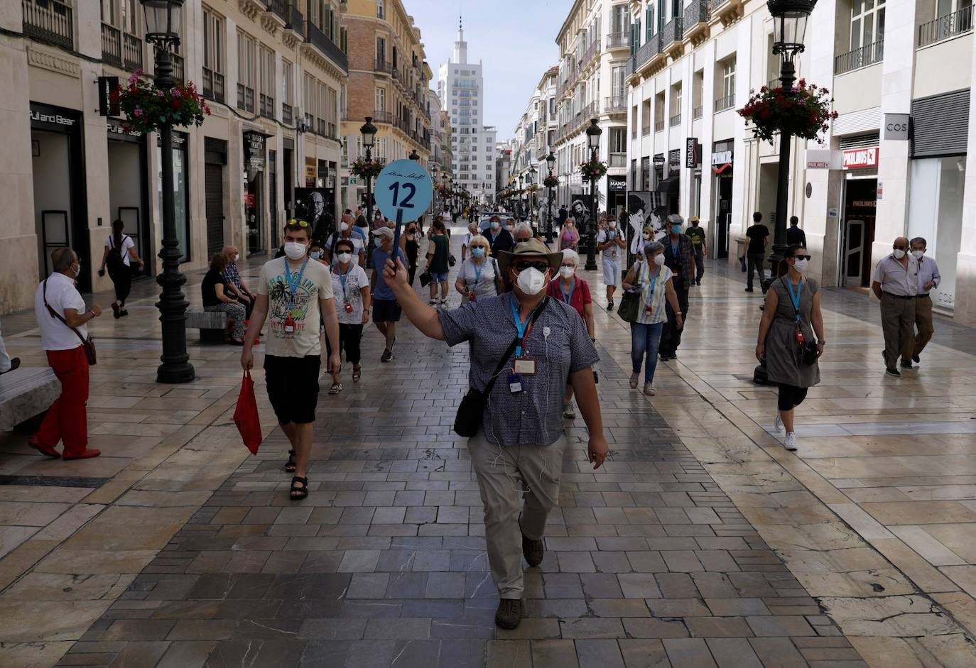 Cruceristas, en una visita guiada por el centro de Málaga 