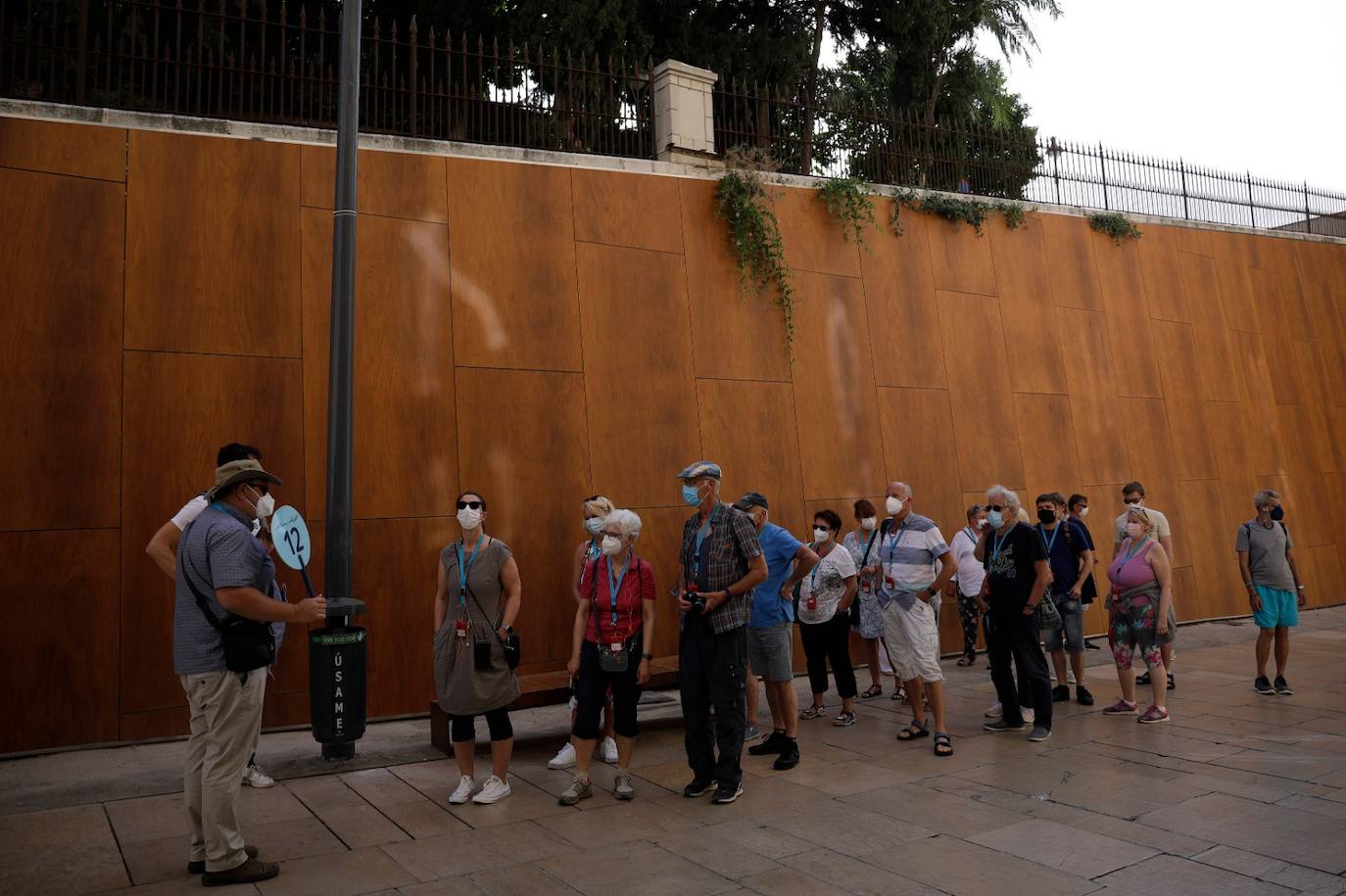 Cruceristas, en una visita guiada por el centro de Málaga 