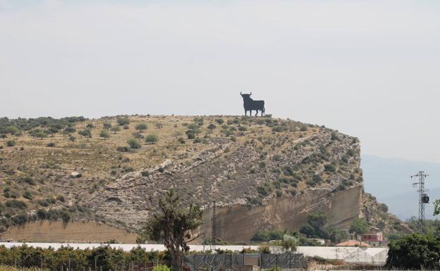 El de Almayate se encuentra sobre el Peñón del Toro 