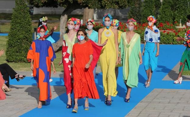 La Pasarela Larios Málaga Fashion Week celebra su décimo aniversario a todo color