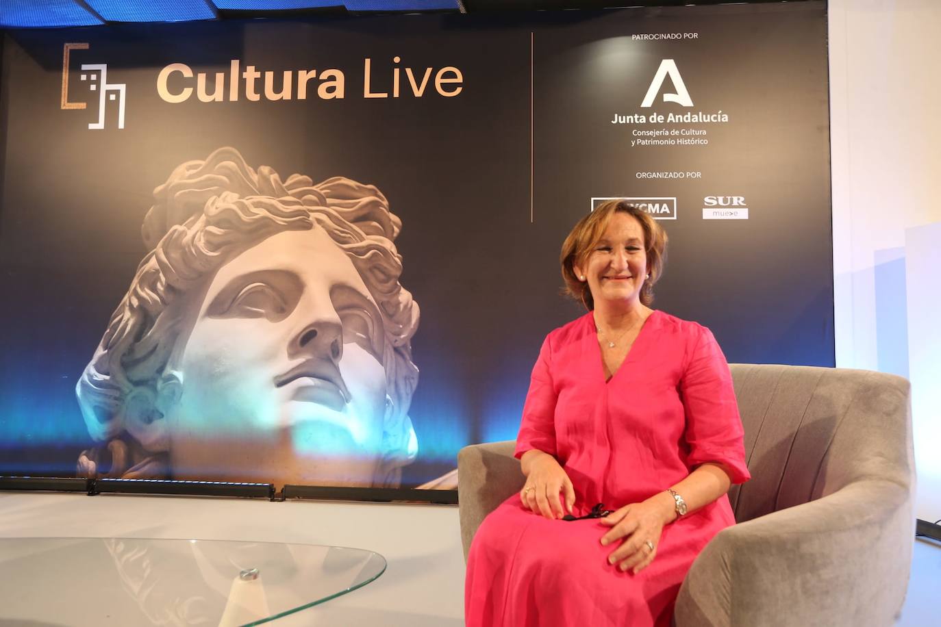 El foro internacional reúne este lunes y martes en el Palacio de Ferias de la capital a un millar de profesionales del sector cultural para debatir sobre cuestiones como los retos que plantea la digitalización de las instituciones artísticas o las nuevas relaciones que estas entidades empiezan a desarrollar con sus audiencias y sus entornos urbanos.