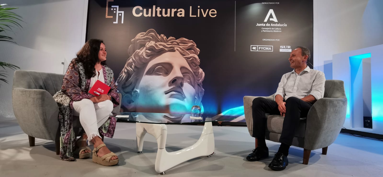 El foro internacional reúne este lunes y martes en el Palacio de Ferias de la capital a un millar de profesionales del sector cultural para debatir sobre cuestiones como los retos que plantea la digitalización de las instituciones artísticas o las nuevas relaciones que estas entidades empiezan a desarrollar con sus audiencias y sus entornos urbanos.