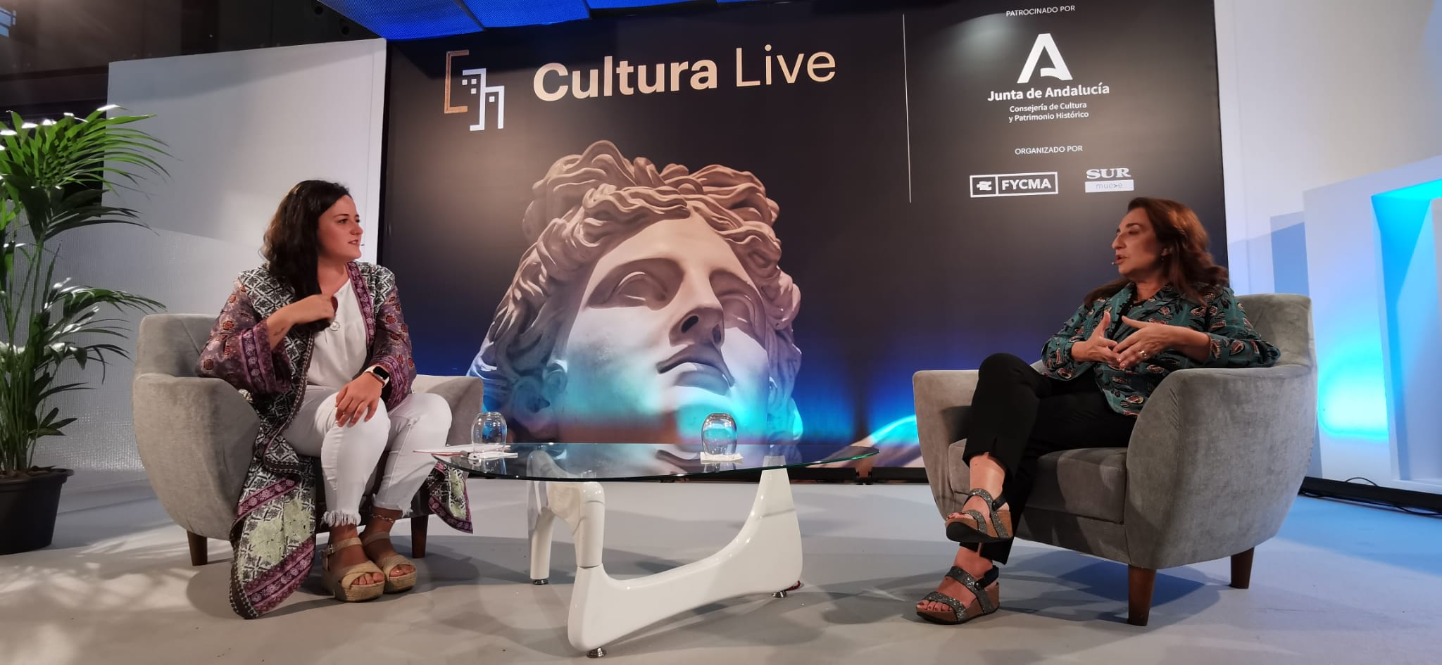 El foro internacional reúne este lunes y martes en el Palacio de Ferias de la capital a un millar de profesionales del sector cultural para debatir sobre cuestiones como los retos que plantea la digitalización de las instituciones artísticas o las nuevas relaciones que estas entidades empiezan a desarrollar con sus audiencias y sus entornos urbanos.