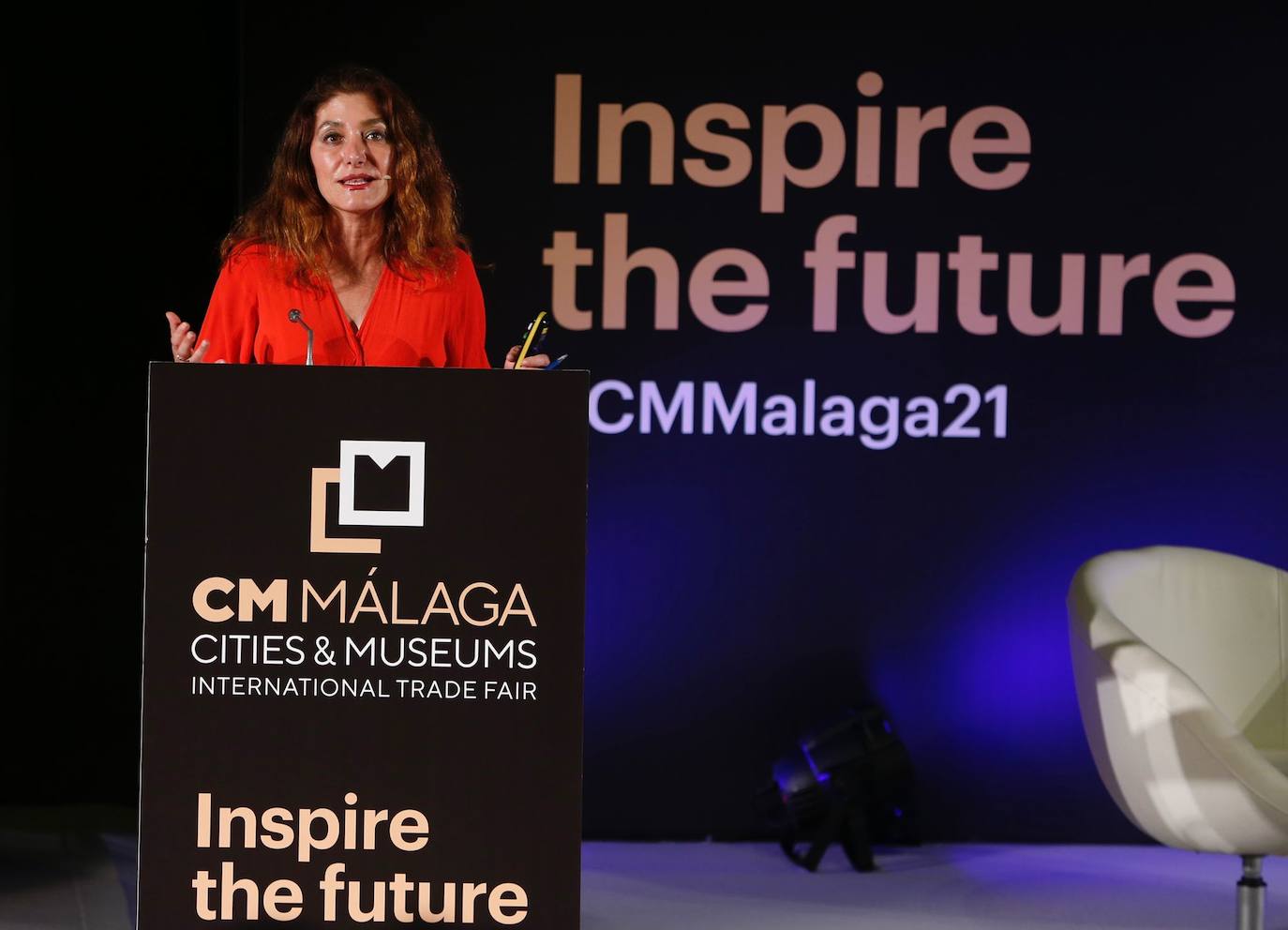El foro internacional reúne este lunes y martes en el Palacio de Ferias de la capital a un millar de profesionales del sector cultural para debatir sobre cuestiones como los retos que plantea la digitalización de las instituciones artísticas o las nuevas relaciones que estas entidades empiezan a desarrollar con sus audiencias y sus entornos urbanos.
