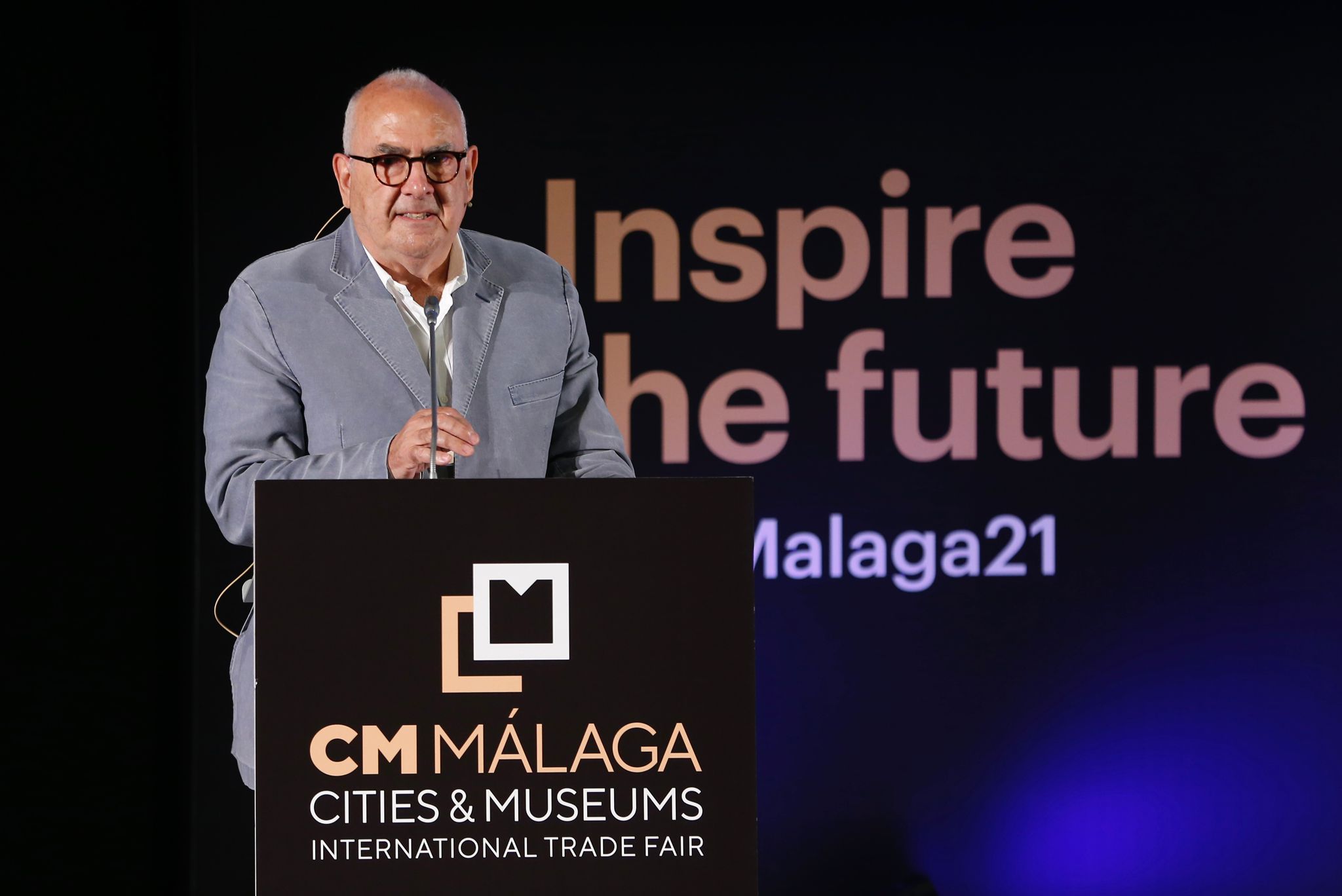 El foro internacional reúne este lunes y martes en el Palacio de Ferias de la capital a un millar de profesionales del sector cultural para debatir sobre cuestiones como los retos que plantea la digitalización de las instituciones artísticas o las nuevas relaciones que estas entidades empiezan a desarrollar con sus audiencias y sus entornos urbanos.