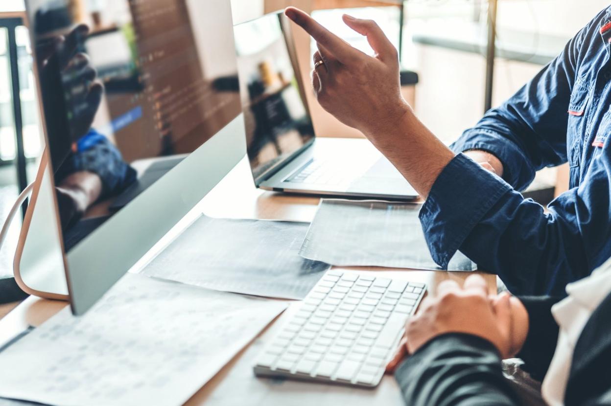 Las administraciones públicas permiten hacer cada vez más trámites por internet. 