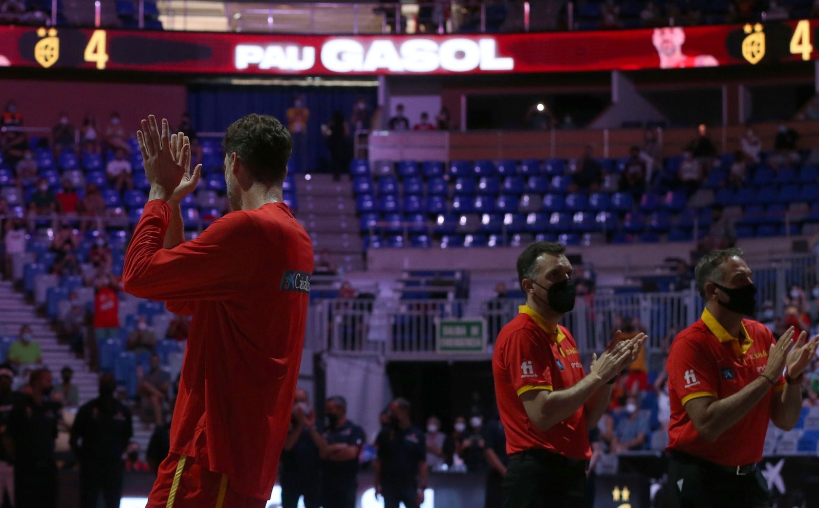 El Martín Carpena se convierte en talismán para una Selección con Pau Gasol como principal atractivo (86-77)