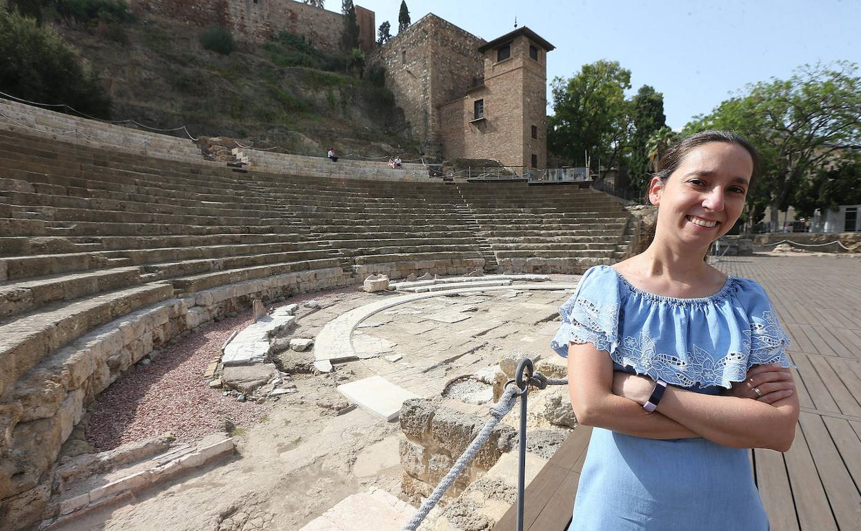 La historiadora Mar Rubio, en el Teatro Romano