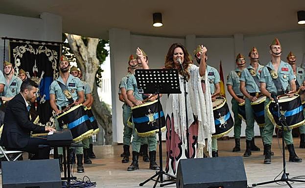 Sones legionarios en el centenario del 'Novio de la Muerte'