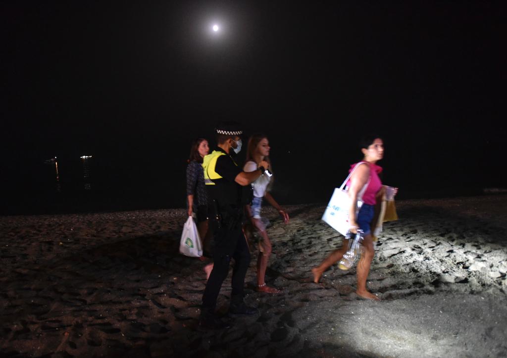 Las principales playas de la Costa del Sol permanecerán cerradas de 23 a 7 horas