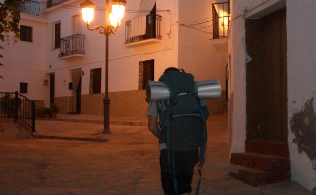 Subida a La Maroma de noche desde Canillas de Aceituno. 