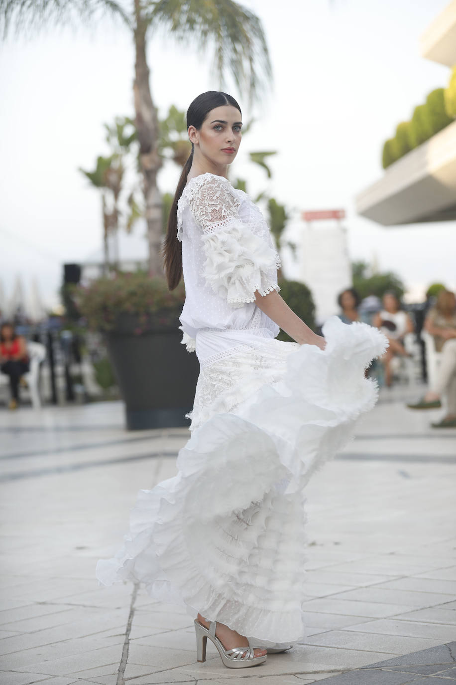 Desfile benéfico en Marbella en apoyo del pequeño Adán. 