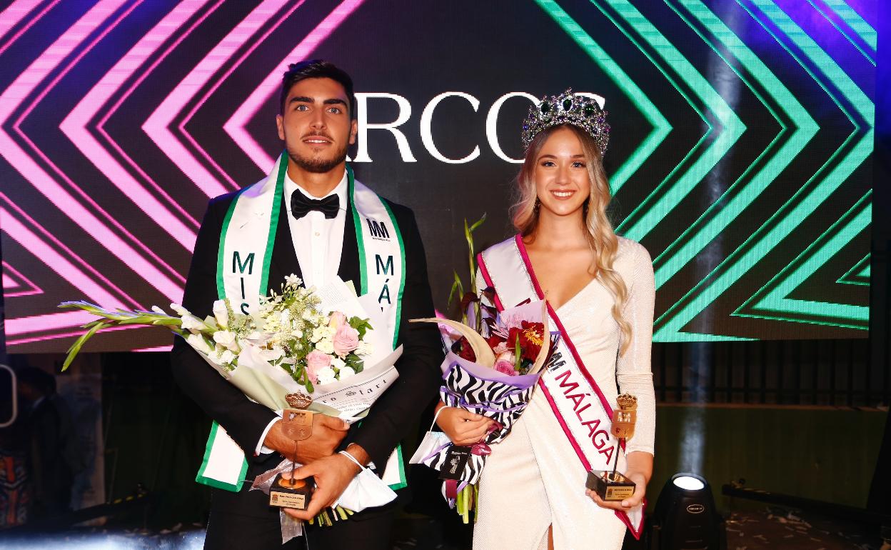 Benajamín Nieto y Natalia Gómez, tras ser proclamados Mister y Miss Málaga 2021 en Cómpeta. 