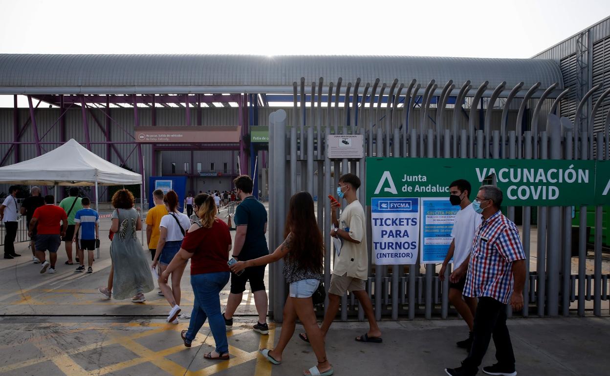 La vacunación sin cita continuará la próxima semana en el Palacio de Ferias. 