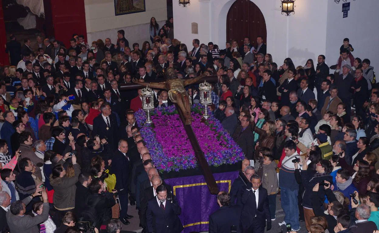 Traslado del Cristo de los Milagros a la iglesia de San Felipe Neri en el año 2014. 