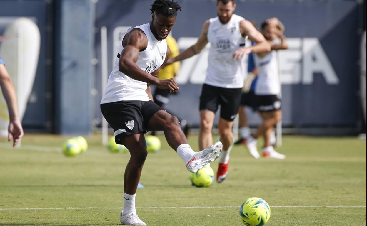 Sekou, durante el entrenamiento del miércoles. 