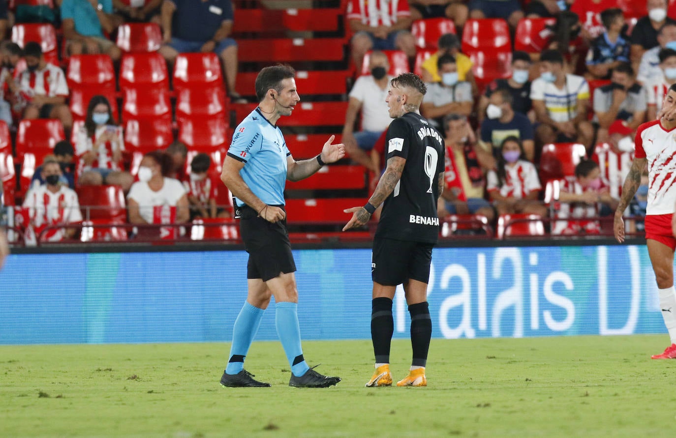 El equipo de José Alberto se enfrentaba a un rocoso rival en el Estadio de los Juegos Mediterráneos