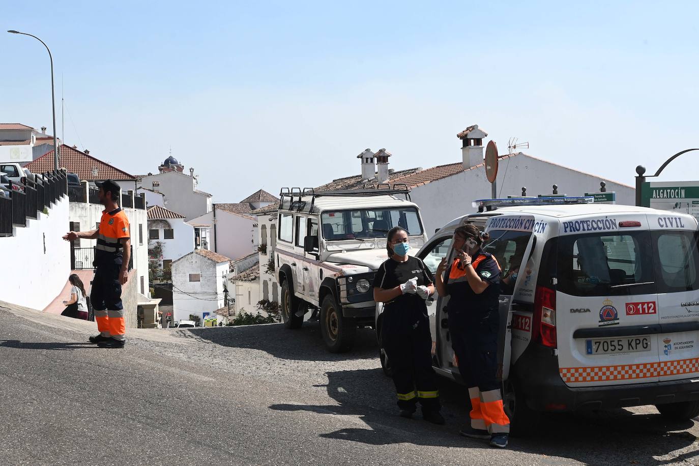 El fuego obliga al desalojo de Alpandeire, Júzcar, Faraján y Pujerra, además de Jubrique y Genalguacil