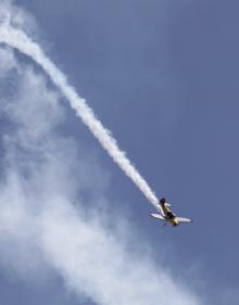 Imagen secundaria 2 - El Festival Aéreo vuelve por todo lo alto a Torre del Mar