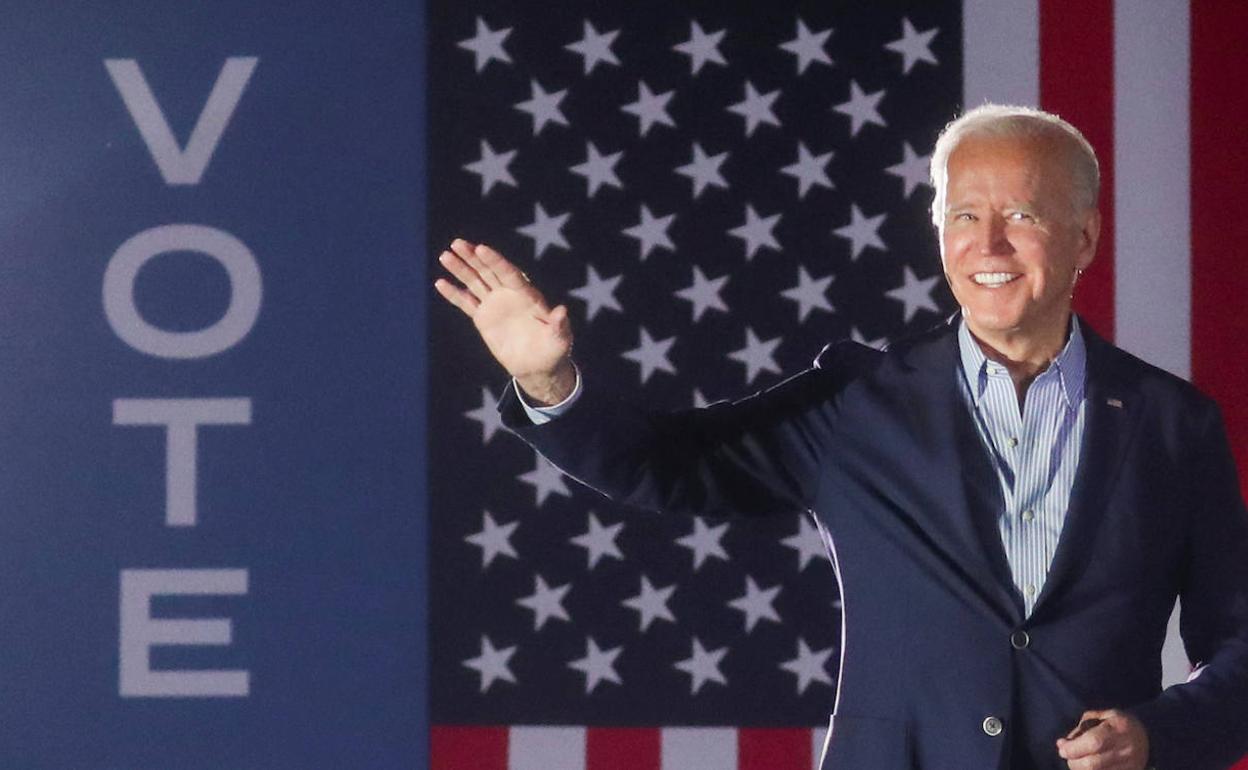 El presidente estadounidense, Joe Biden, en un acto celebrado el lunes en la ciudad californiana de Long Beach. 