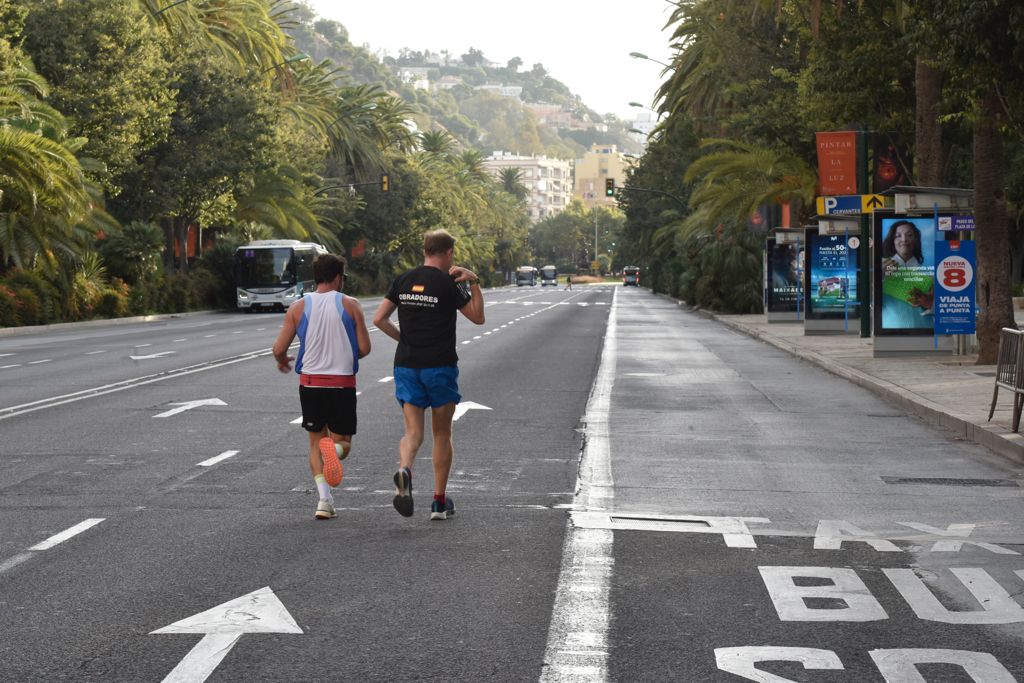 Entre las 7.30 y las 20.30 horas la Alameda Principal y el Paseo del Parque permanecerán cerrados al tráfico rodado, permitiendo únicamente la circulación por estas vías del transporte público y bicicletas 