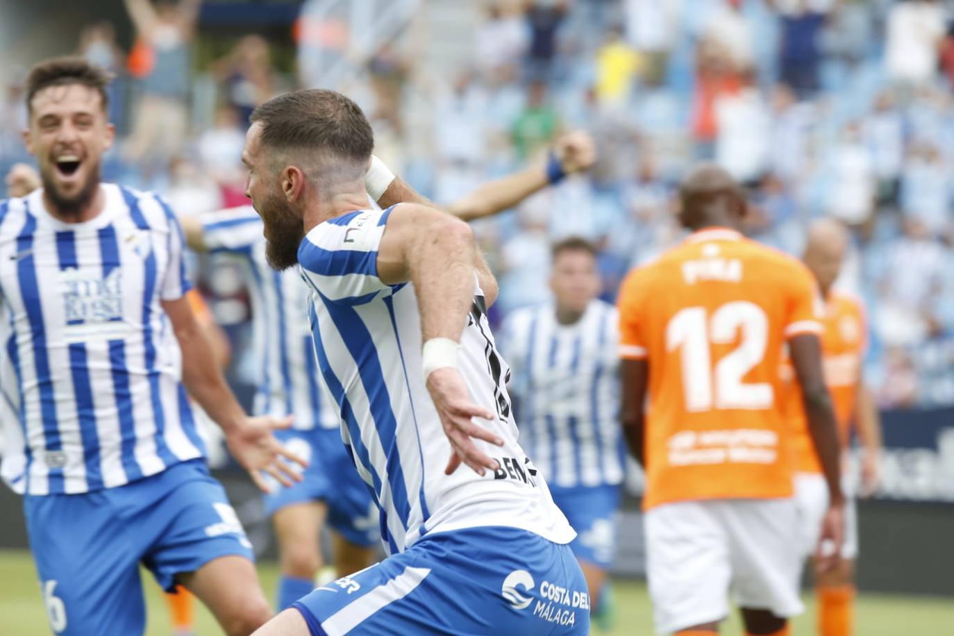 La Rosaleda acogió el encuentro sin restricciones de aforo por el covid-19 