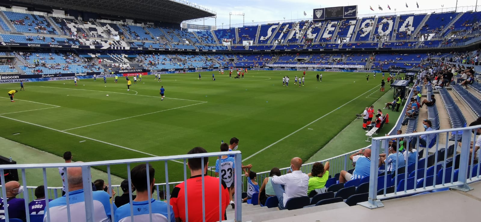 La Rosaleda acogió el encuentro sin restricciones de aforo por el covid-19 