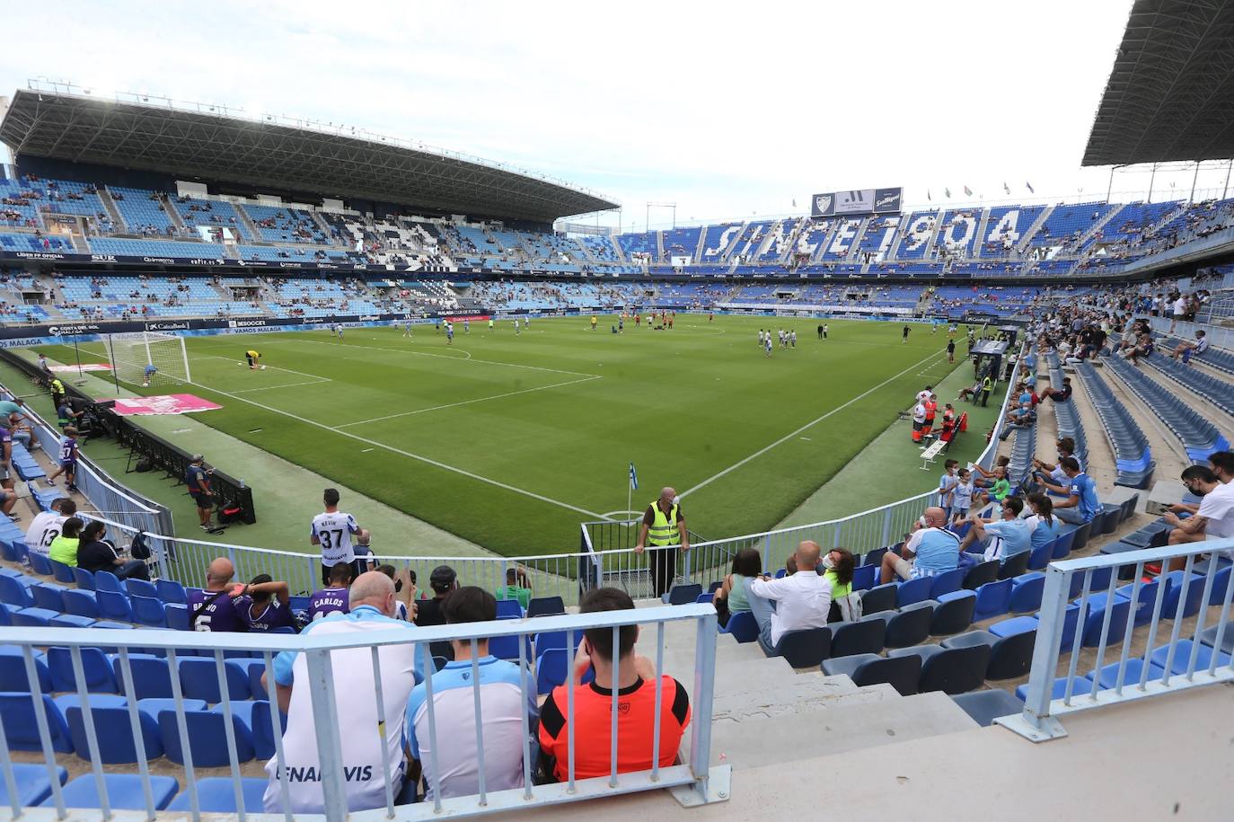 La Rosaleda acogió el encuentro sin restricciones de aforo por el covid-19 