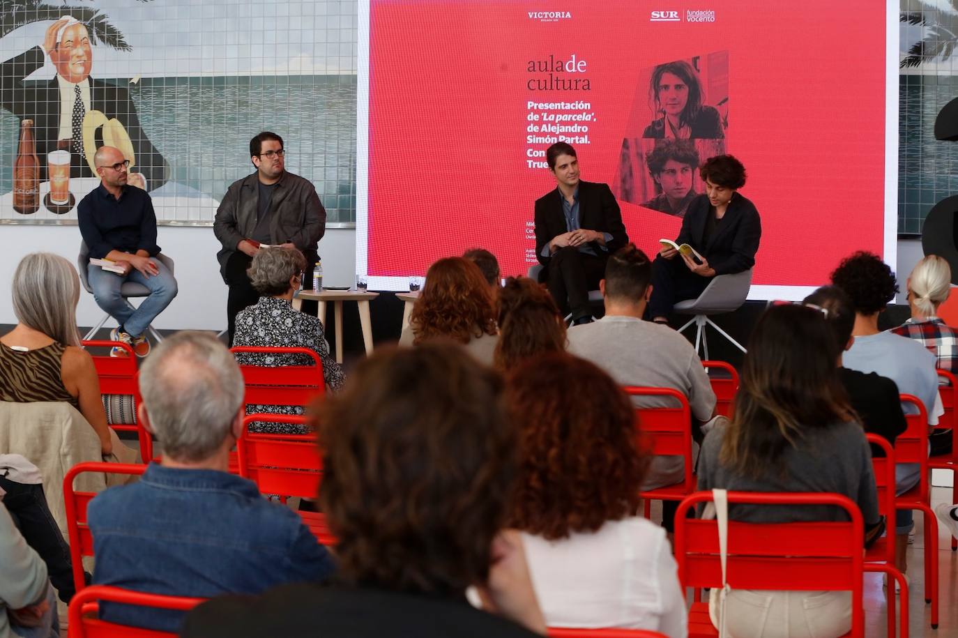 Aula de Cultura SUR con Alejandro Simón Partal y Jonás Trueba. 