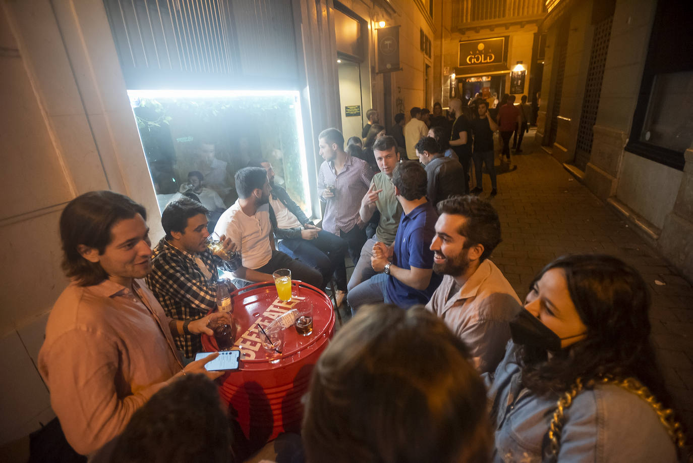 Fotos: El ocio nocturno recupera su horario habitual en Málaga con el 100% del aforo y las pistas abiertas