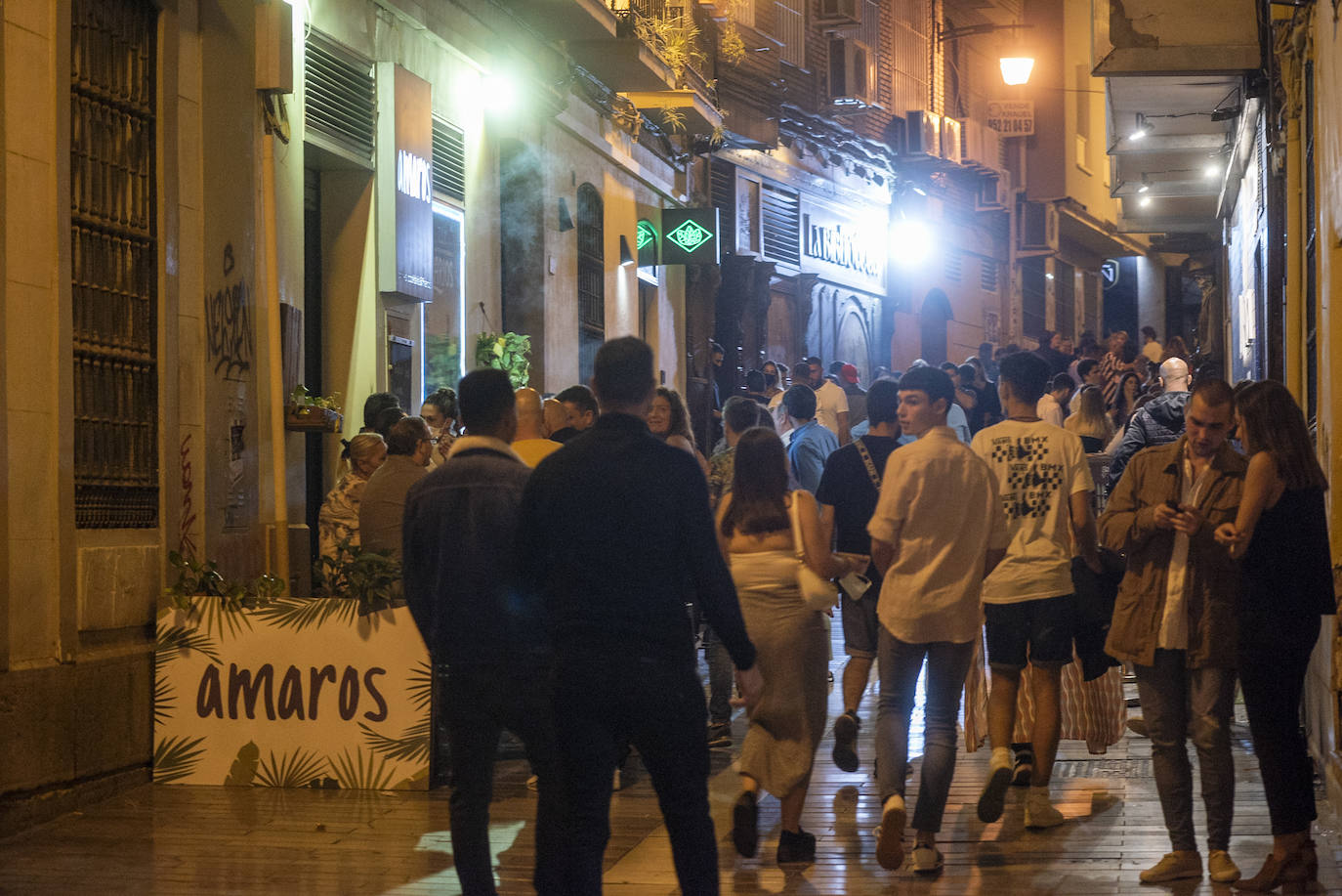 Fotos: El ocio nocturno recupera su horario habitual en Málaga con el 100% del aforo y las pistas abiertas