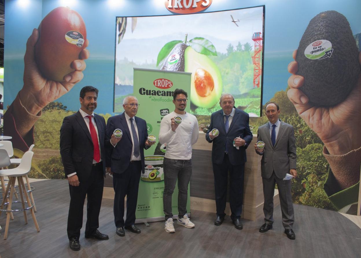 Trops lanza el primer guacamole Realfooding en colaboración con Carlos Ríos