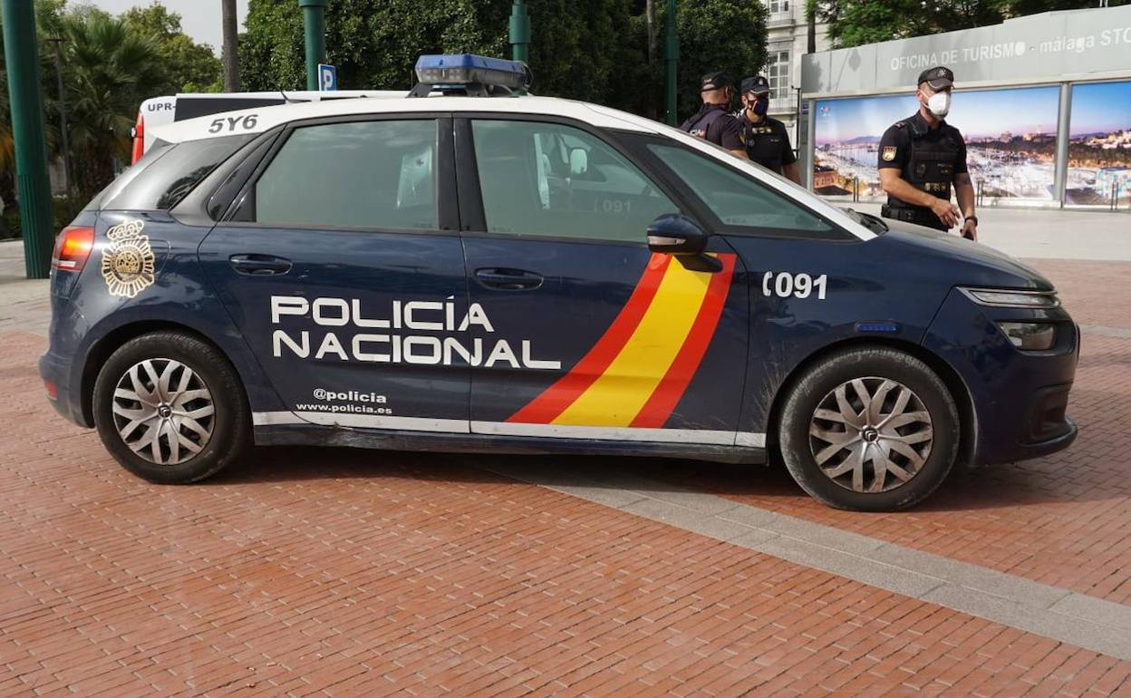 La Policía Nacional se hizo cargo de las detenciones tras el apuñalamiento de los dos hermano. 