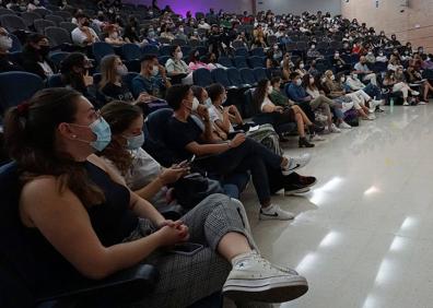 Imagen secundaria 1 - Antiguos estudiantes de Erasmus exponen en Málaga sus experiencias de movilidad internacional