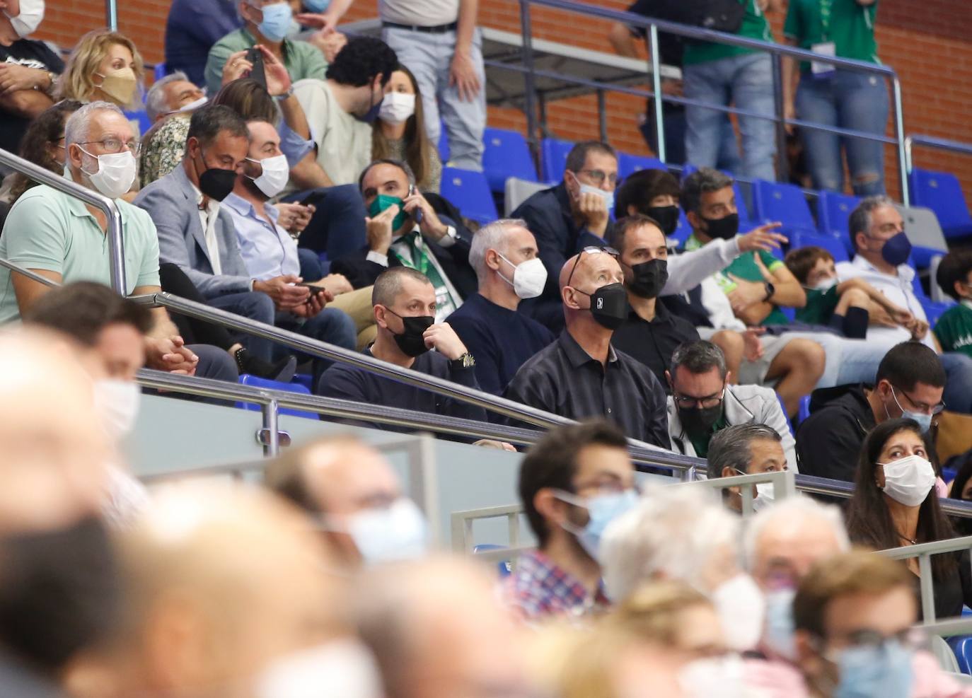El Carpena acogió su primer partido de la Basketball Champions League 