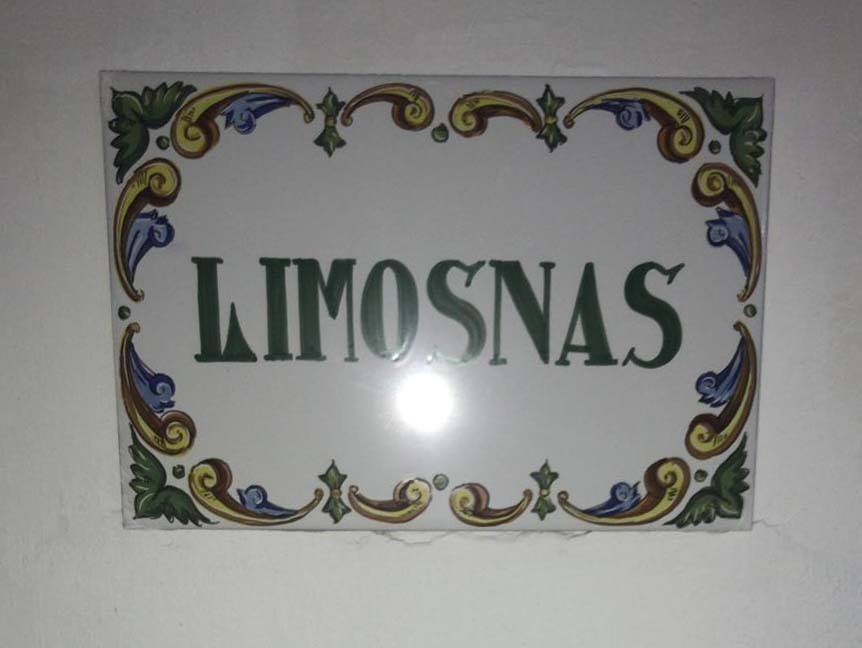 Tras la investigación del Obispado y de la Guardia Civil, el pueblo ha logrado recuperar al menos las alhajas, 12 piezas de oro de un valor «incalculable por lo sentimental y lo simbólico», dice el regidor