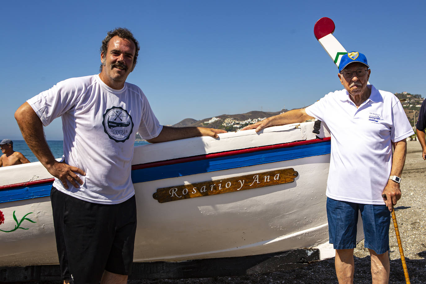 Fernando Dols, de 88 años, es un apasinado de su jábega