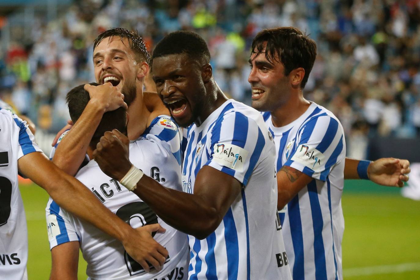 La Rosaleda volvió a vivir un partido con gran ambiente 