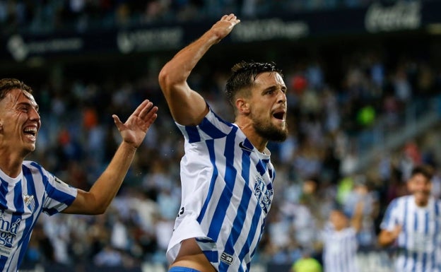 El Málaga manda en La Rosaleda con un Genaro otra vez goleador (1-0)