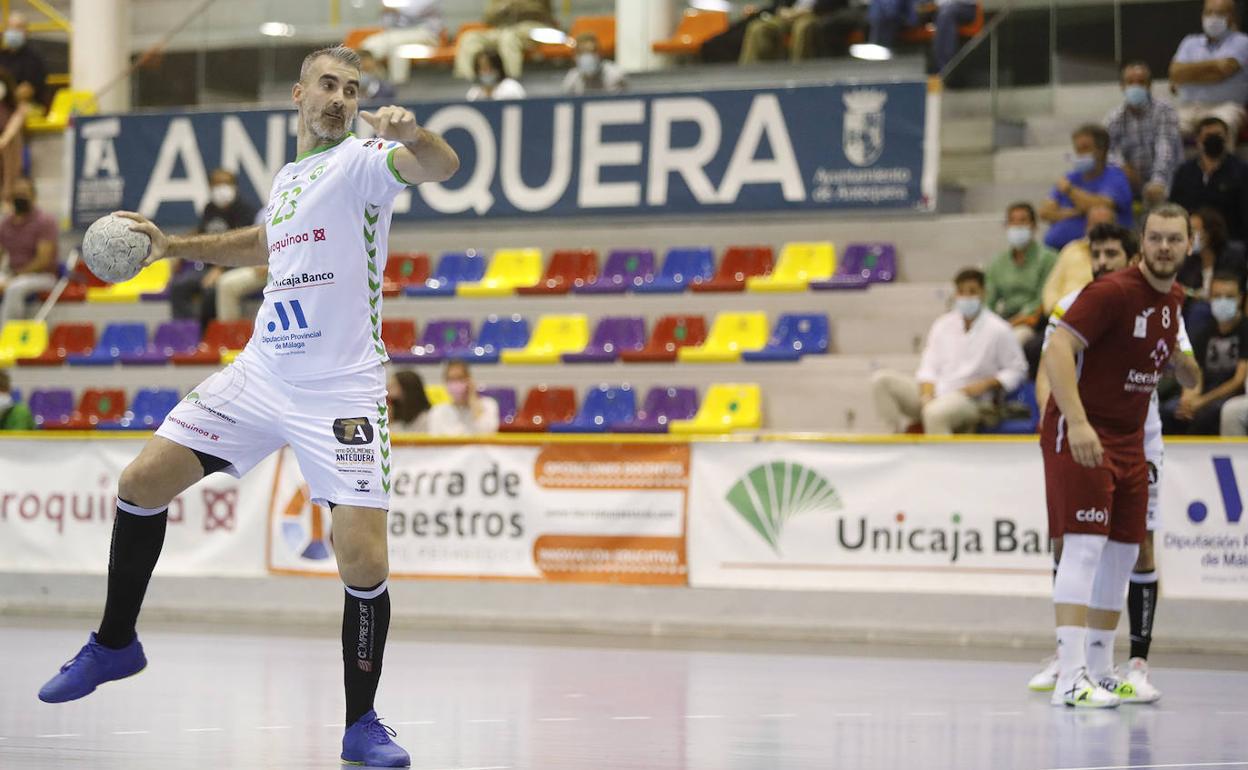 Un remate de siete metros de Chispi, máximo goleador este sábado, con nueve dianas. 