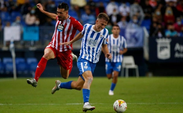 El Málaga maneja el partido a su antojo para no sufrir