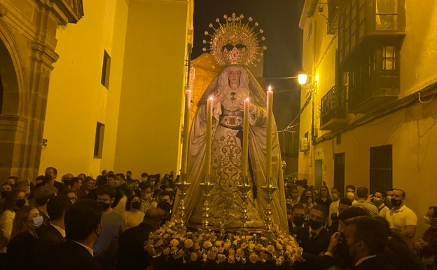 La Virgen de Consolación y Lágrimas por el entorno de San Felipe Neri. 