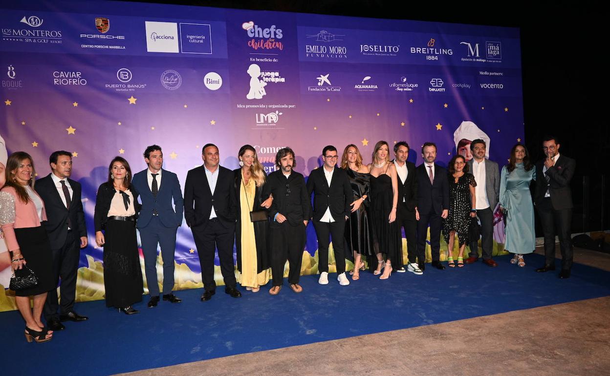 Los chefs con estrella Michelin fueron protagonistas de una velada a la que acudieron casi 250 personas, la cena de gala de 'Chefs for Children' en el Hotel Los Monteros. 
