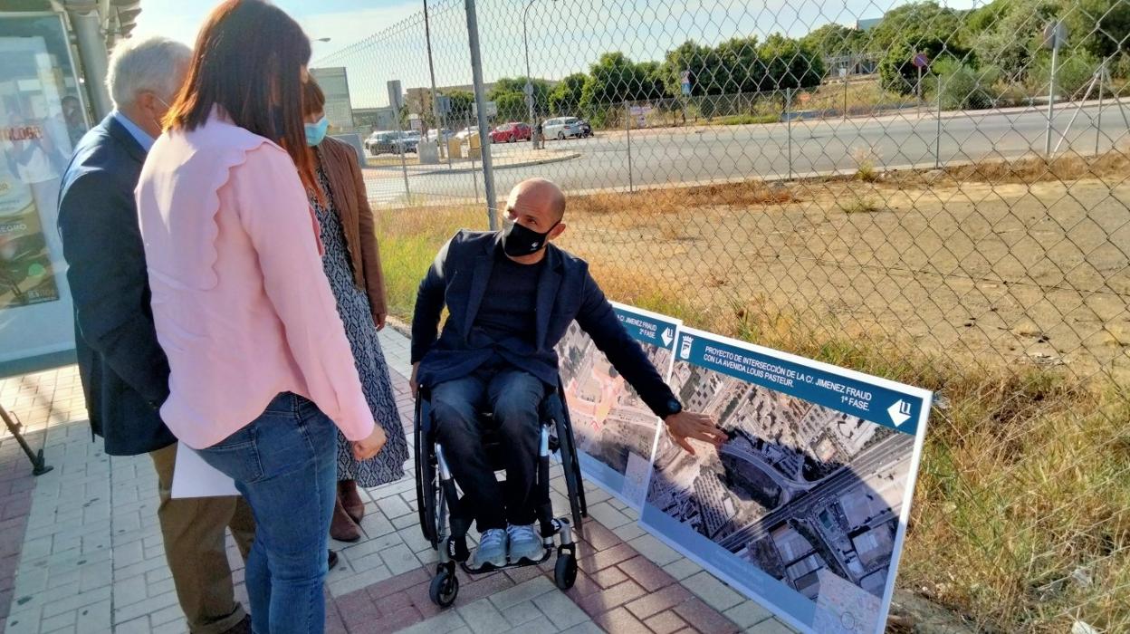 Raúl López presentó ayer la actuación. sur
