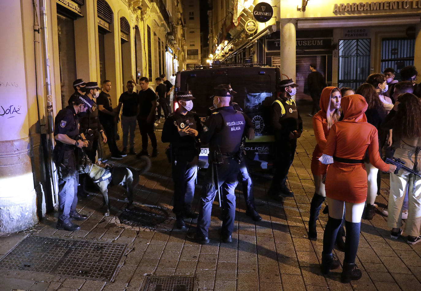 La noche de Halloween para la Policía Local de Málaga. 