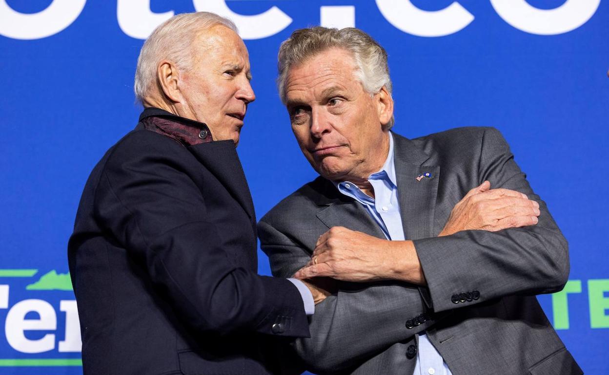 El presidente Joe Biden brindó su apoyo al candidato demócrata a gobernador de Virginia, Terry McAuliffe, durante la campaña.