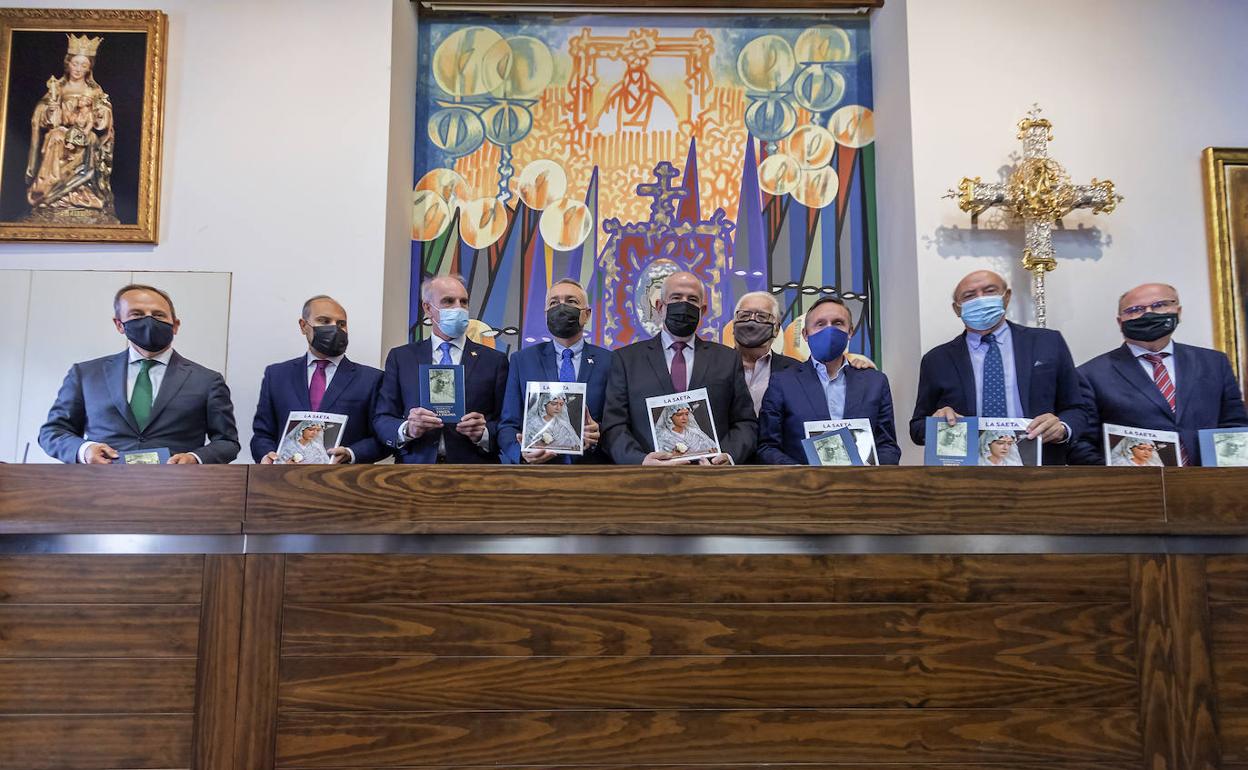 Presentación del número de otoño de la revista 'La Saeta'. 