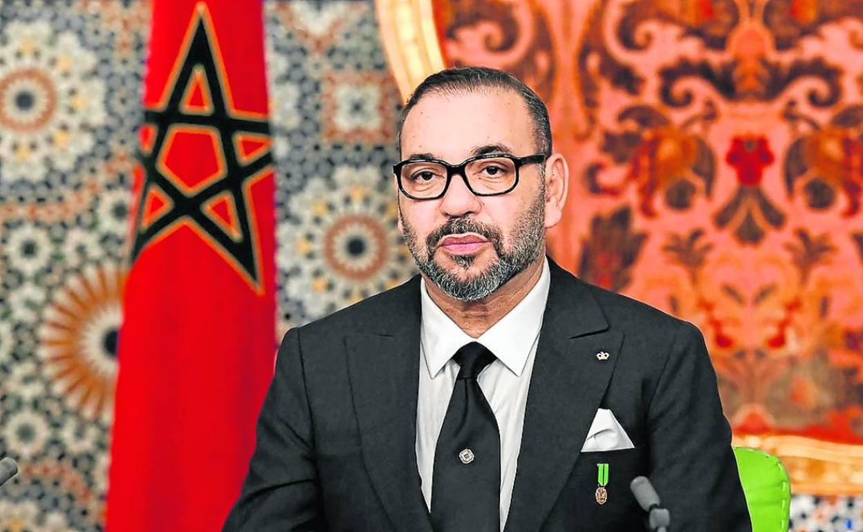 El rey Mohamed VI se dirige a los marroquíes en su discurso de aniversario de la Marcha Verde. 
